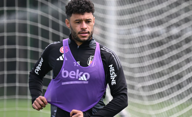 Alex Oxlade-Chamberlain Close to Joining Celtic on Free Transfer